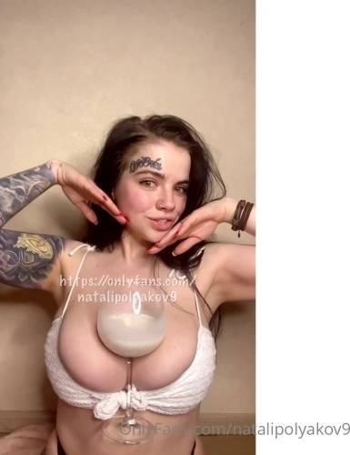 Natalia Polyakova @natalipolyakov9 - drink milk - thothub.to on unlisto.com