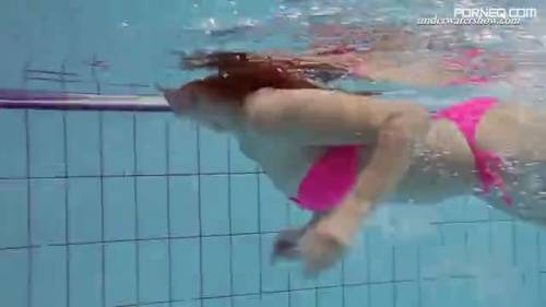Lovely Lera takes her pink swimsuit in a swimming pool - new.porneq.com on unlisto.com