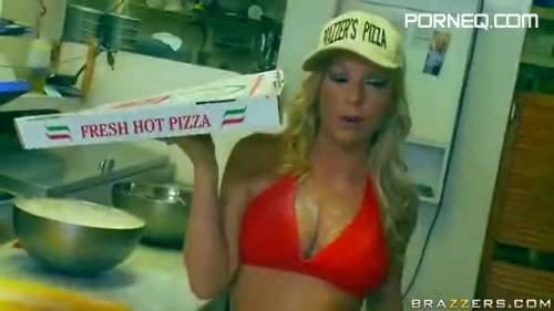 Pussy Backed Pizza - new.porneq.com on unlisto.com