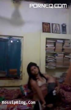 Indian 18 Horny Desi Indian Student Cute Sunny Nude Fingering Selfie MMS Leaked Scandal - new.porneq.com - India on unlisto.com