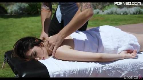 Romantic massage and sex with the step sister (1) - new.porneq.com on unlisto.com