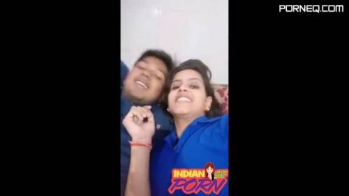Indian Girlfriend Recording Nude Selfie With her lover on (10283110) - new.porneq.com - India on unlisto.com