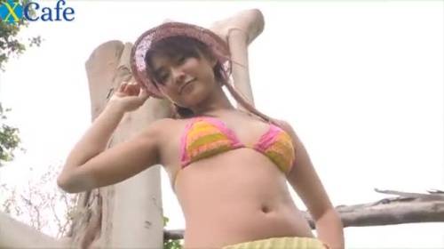 Asian sweetie Natsumi Kamata twists hoop in the nature - new.porneq.com on unlisto.com