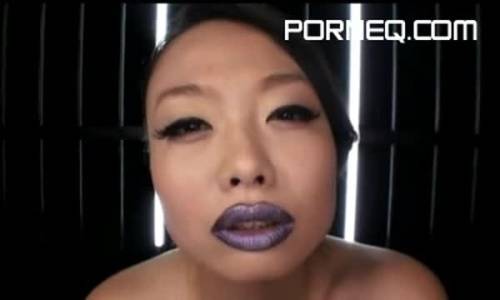 Beautiful Japanese babe with juicy lips poses on camera - new.porneq.com - Japan on unlisto.com